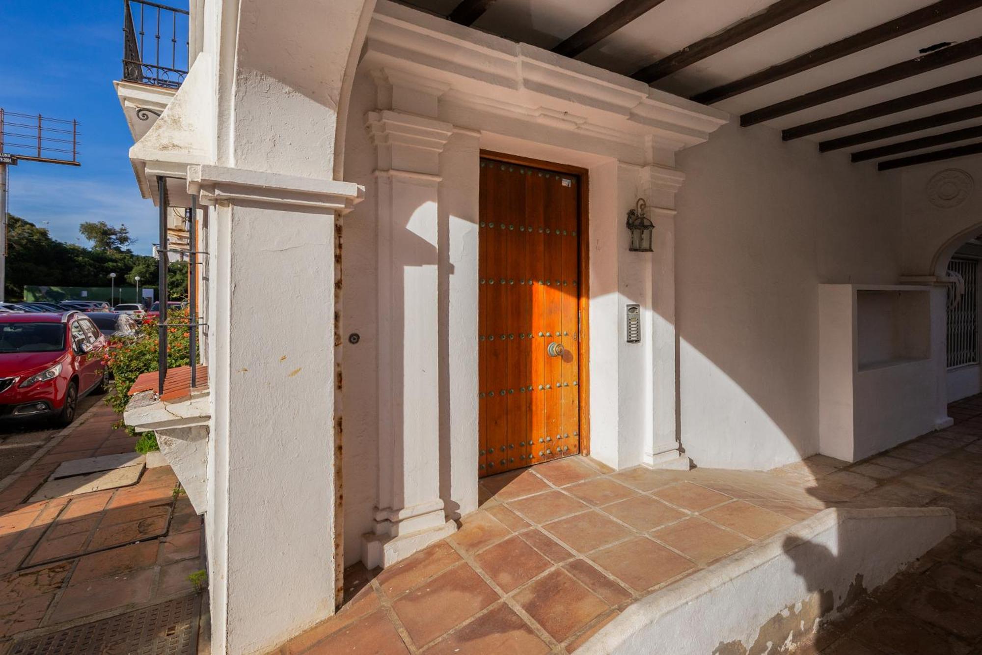 Duquesa Port Studio Apartment - Bright Sunlit Terrace Manilva Eksteriør billede